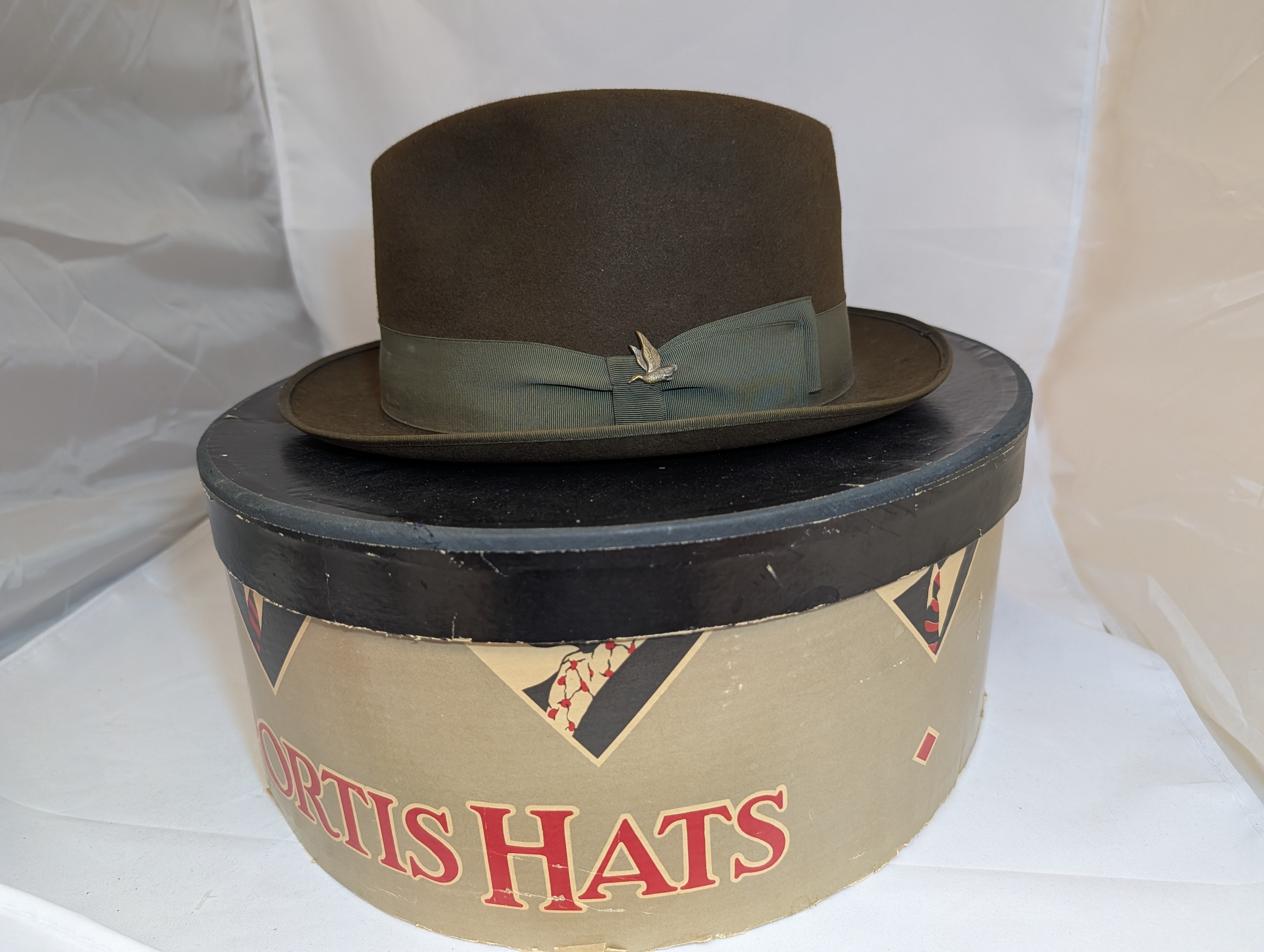 Vintage Portis Sterling Brown Swans Down Finish Fur Fedora with original box and pin